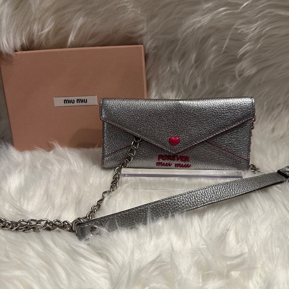 🤍💕NIB Metallic Silver MIU MIU Wallet💕🤍 - Picture 11 of 12